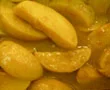 Kentang kerrie (aardappels in kerrysaus)